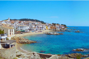 Apartamento a 100 m de playa. Calella Palafrugell